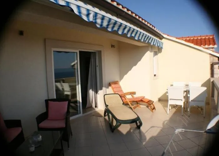Apartment Bol *